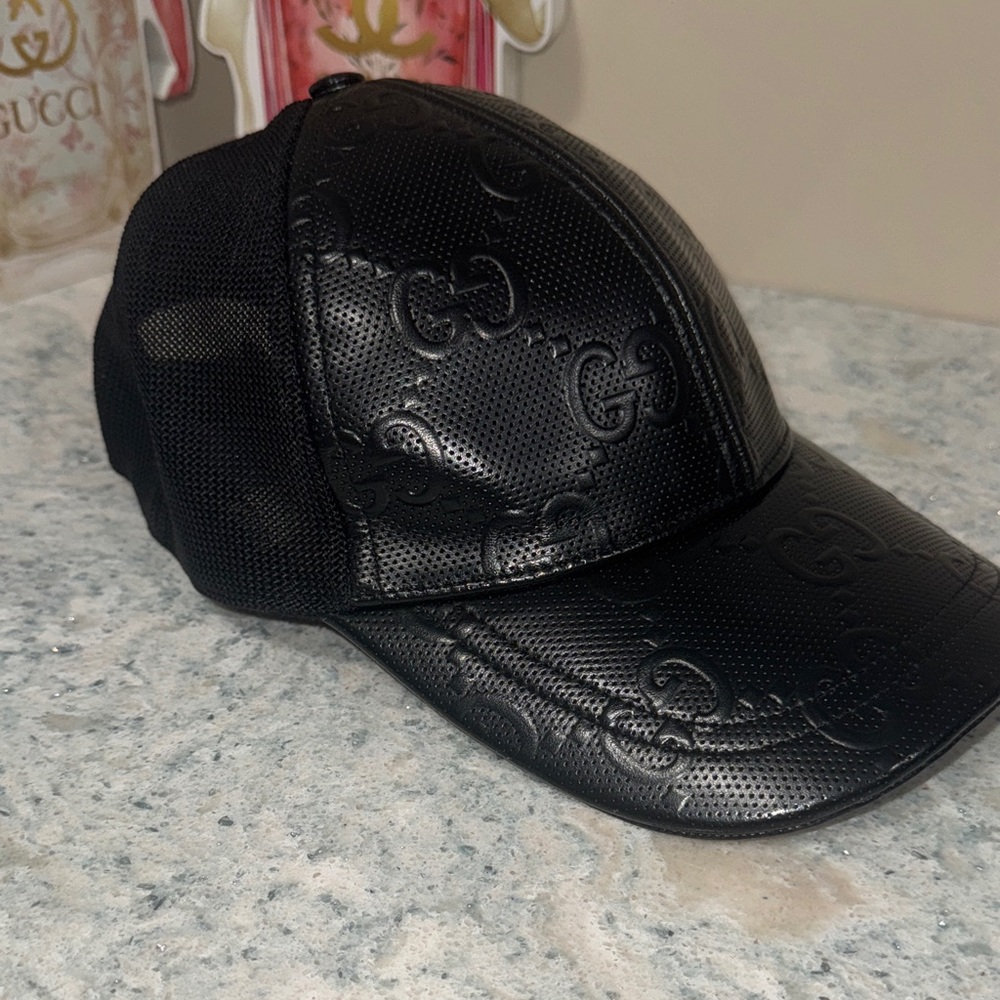 Gucci Black Leather Jumbo GG Logo Perforated Baseball cap